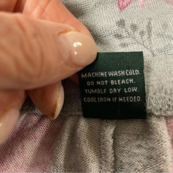 Laura Ashley Ladies Pajama’s two piece set gray/pink Size Small - Picture 5 of 9